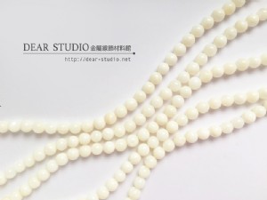 7mm天然貝殼圓珠珠串（白）